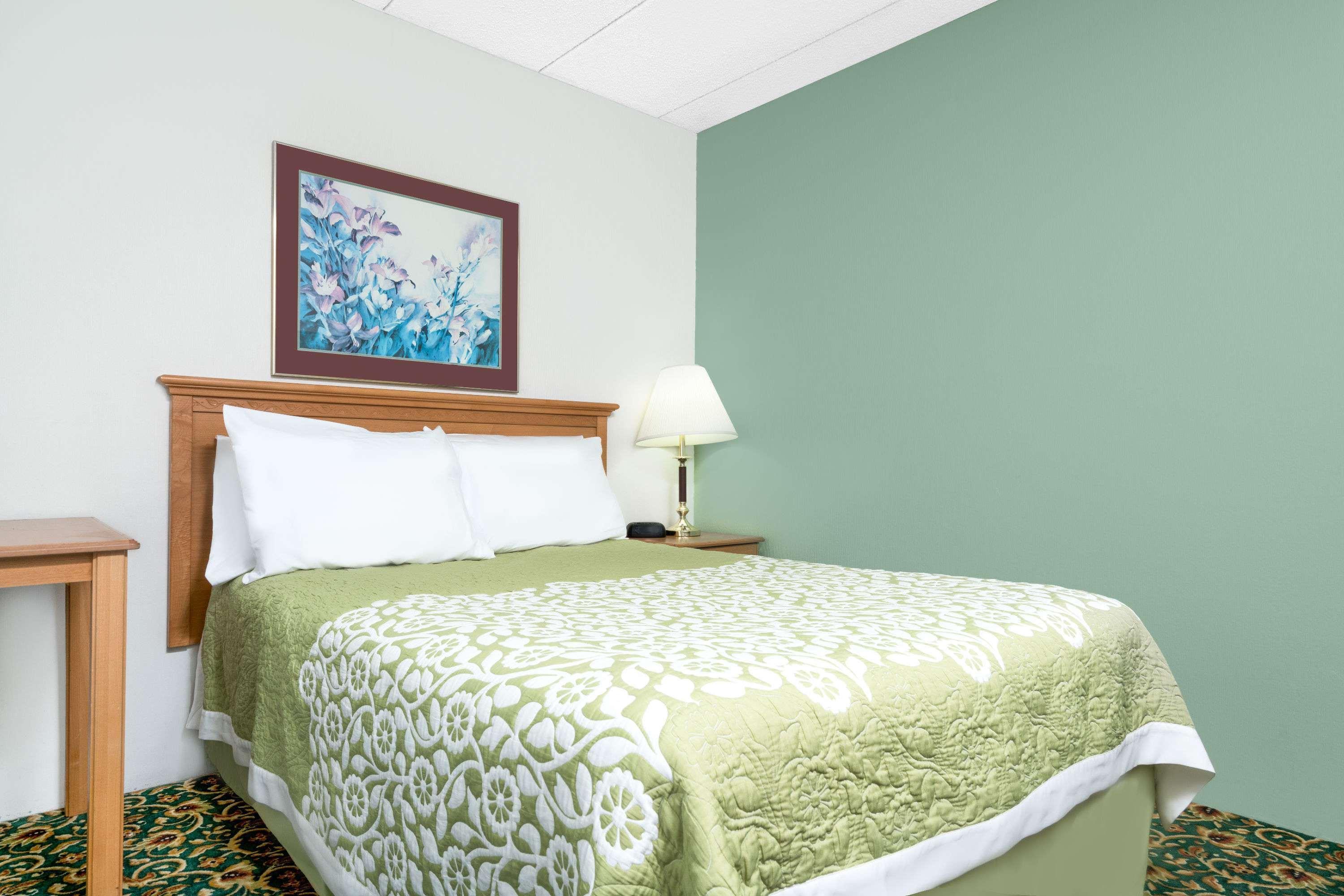 Days Inn By Wyndham St Cloud Saint Cloud Eksteriør billede